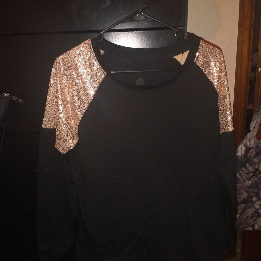 Junior's girls long sleeve shirt